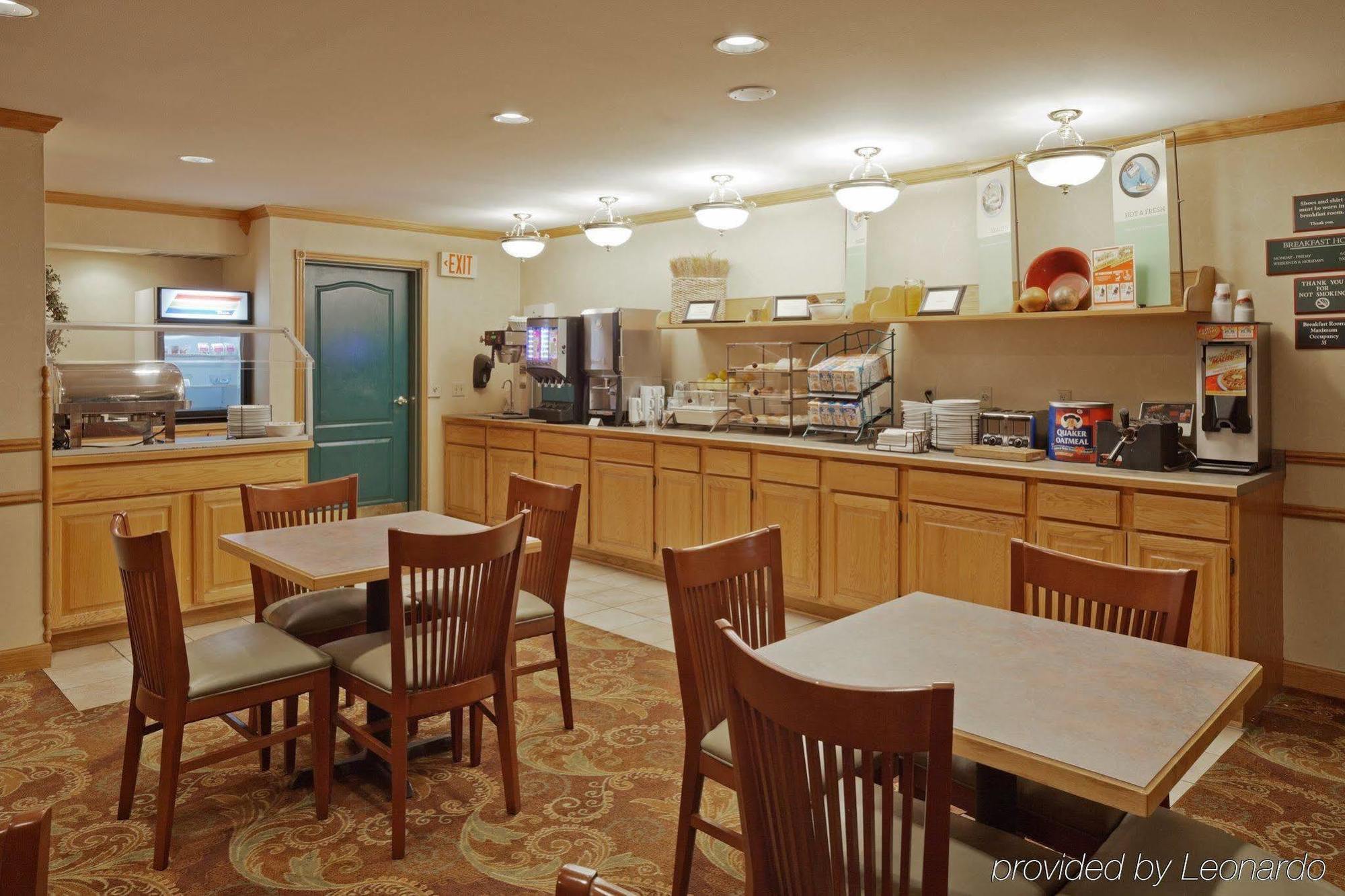 Country Inn & Suites By Radisson, Milwaukee Airport, Wi Restoran gambar